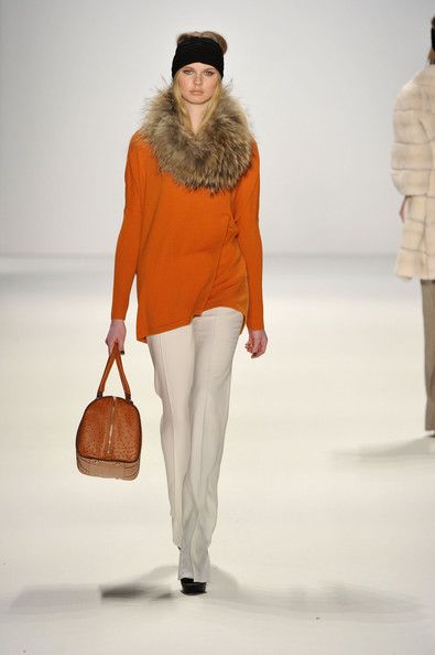 Laurel+Show+Mercedes+Benz+Fashion+Week+Berlin+BqsozjqTR1sl