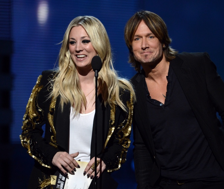 161414670_kaley_cuco_and_keith_urban_kw