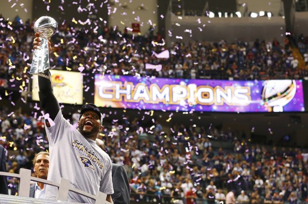 2013-02-04T041703Z_01_NEO636_RTRIDSP_3_NFL-SUPERBOWL