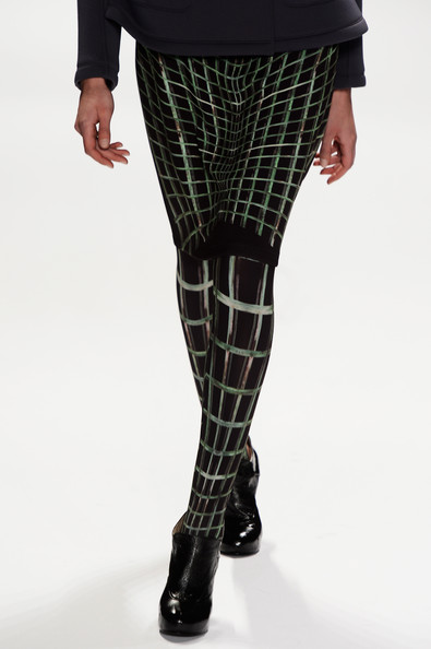 Concept+Korea+Runway+Fall+2013+Mercedes+Benz+Hxz1Tk0SPEYl