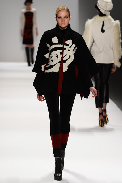 Concept+Korea+Runway+Fall+2013+Mercedes+Benz+fbsKIE_s-9tl