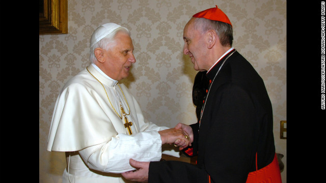 130313152842-10-bergoglio-pope-0313-horizontal-gallery