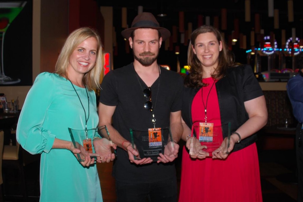 904243_10151536199279322_424094179_o