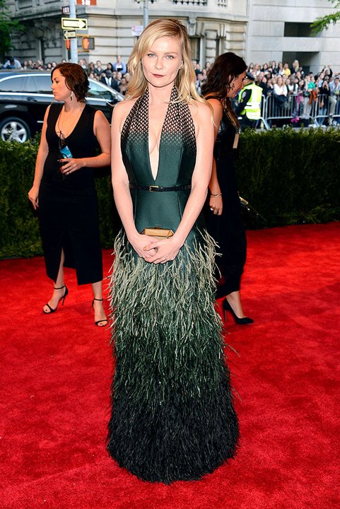 61326644-5c7e-4ee5-a7c0-ed523f2f4d49_KirstenDunst