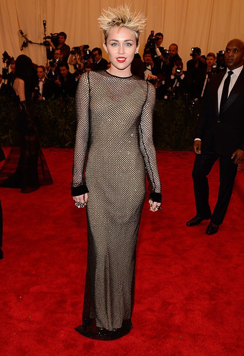 cd1b2a6c-b433-43df-9c3b-8ff5eb3566fc_MileyCyrus