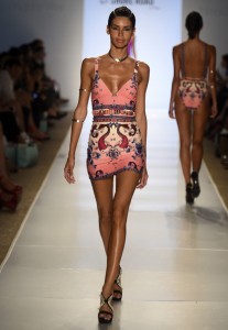 6+Shore+Road+Pooja+Runway+Mercedes+Benz+Fashion+Lx4e6JHKPh3l