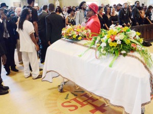 JohnHoltcasket2-300x224