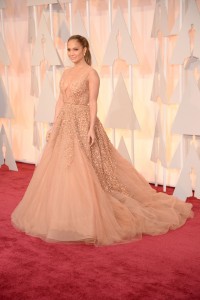 464161268_10.nocrop.w1800.h1330.2x