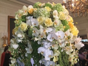 trudeau-dinner-flowers